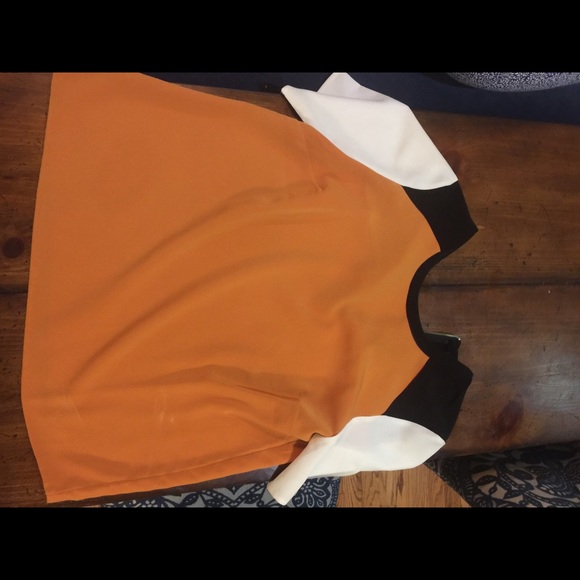 Color block top - Picture 2 of 2